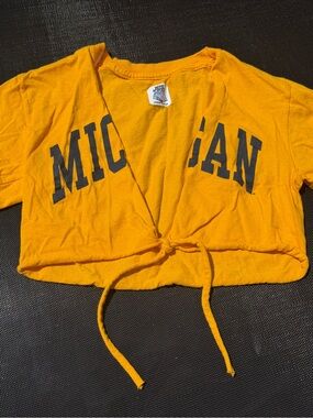 Michigan Cropped Tie-Front Tee in Yellow